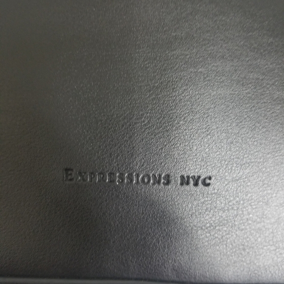 E|N Expression NYC Vegan leather convertable backpack main image 9